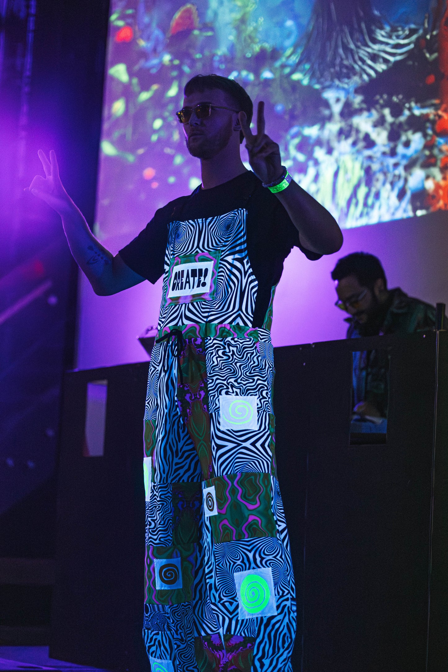 Psyhibit - Runway Outfit #8 (Size XL - tall - unisex)