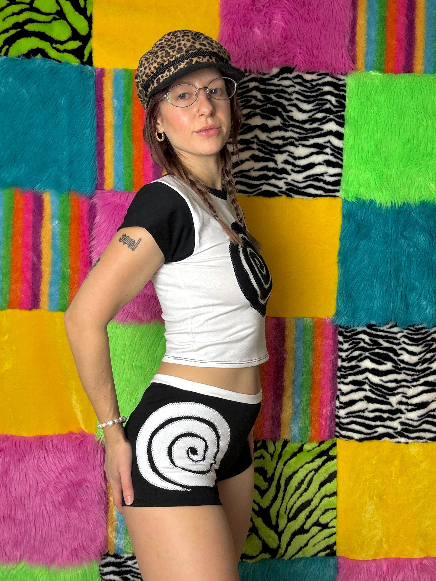 Into the Portal - Mid-rise Shorties (Black/White - RTS)