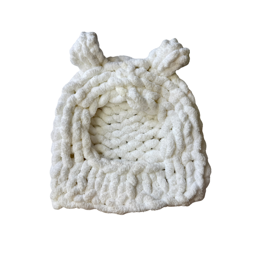 EOS SALE - White bear hood - small discolouration