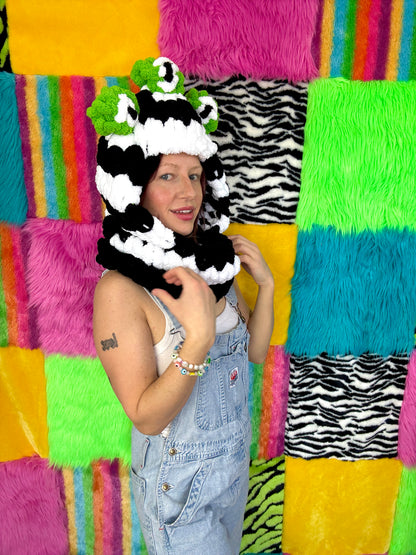 COZEE - Black and White Alien Hood (RTS)